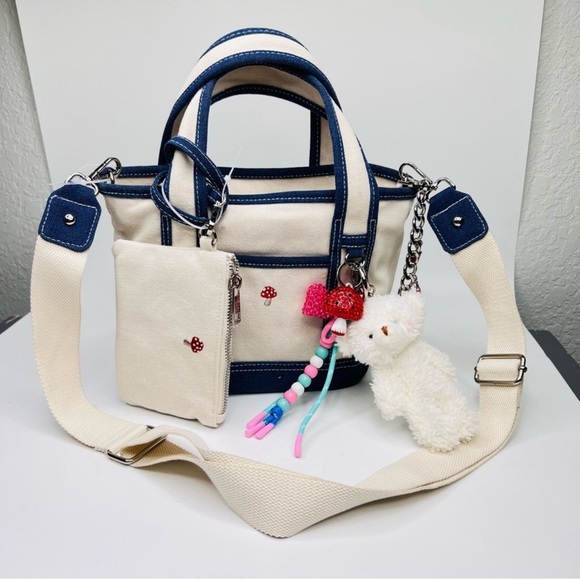 Viral Madden Girl Mushroom Canvas Mini Tote Crossbody Bag Charms & Keychain - Picture 11 of 11